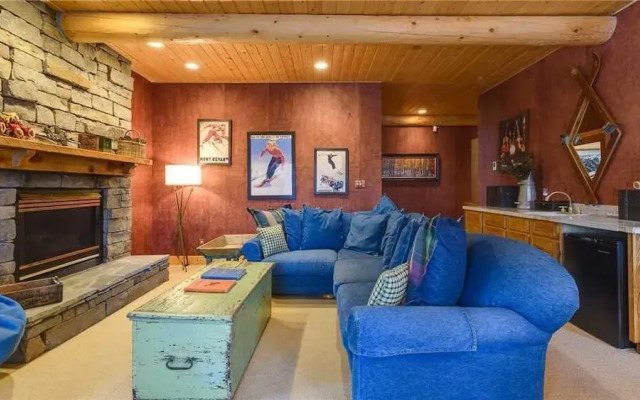 Snowdrift Cabin