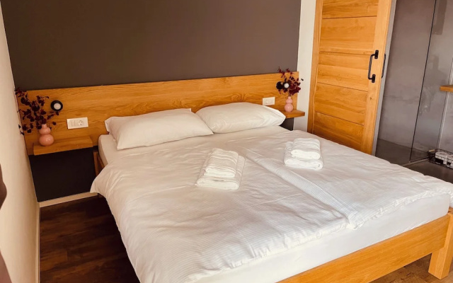 PJagodic Hotel Cerklje