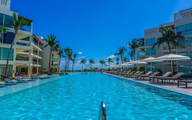 Elements Garden House 10 2 Bedroom Condo by Redawning