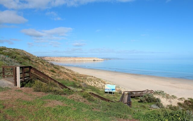 Coral Sands Luxury Beach House