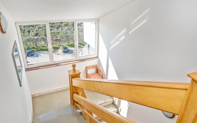 Barun Apartments - One Bedroom Apartment With Terrace and Sea View