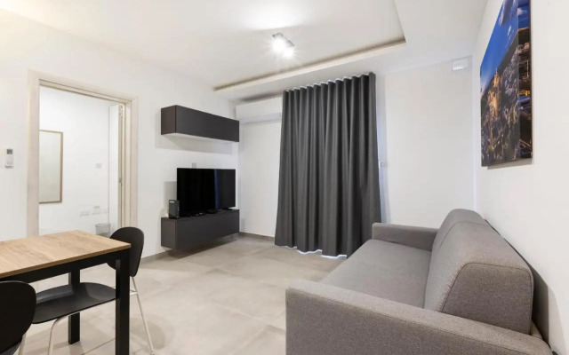 Gzira Suite 7-hosted by Sweetstay