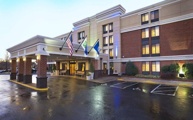 Fairfield by Marriott Inn & Suites Herndon Reston