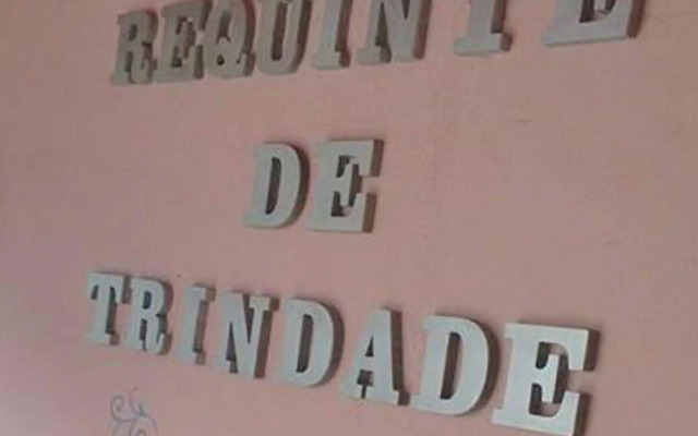 Pousada Requinte De Trindade
