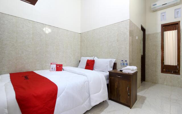 RedDoorz near Museum Gunung Merapi