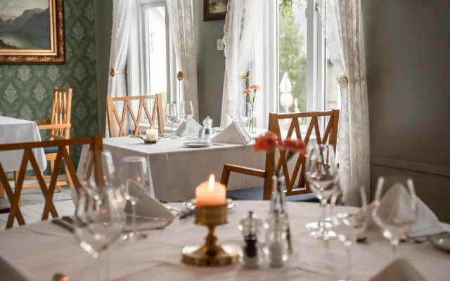 Gloppen Hotell - by Classic Norway Hotels
