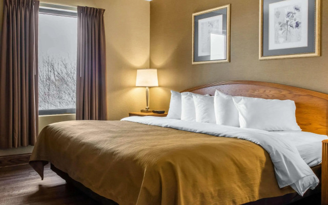 Comfort Inn & Suites Johnstown - Richland Town Center