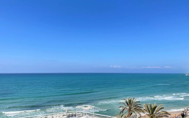 1604 Tel aviv