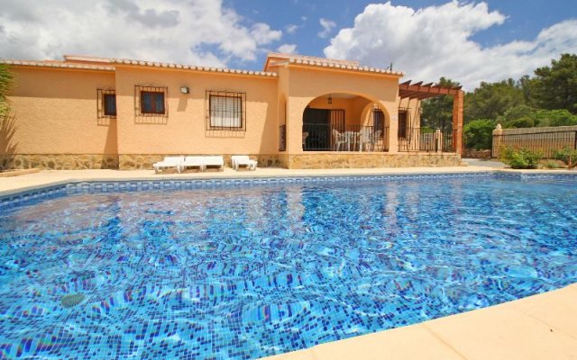 Apartment with pool, quiet in Alicante