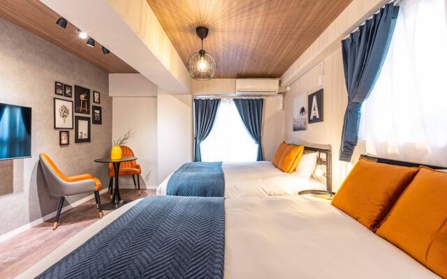 Bird Land in Shinsaibashi east