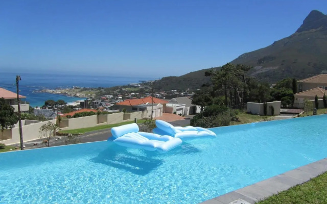 The Crystal Luxury Serviced Apartments