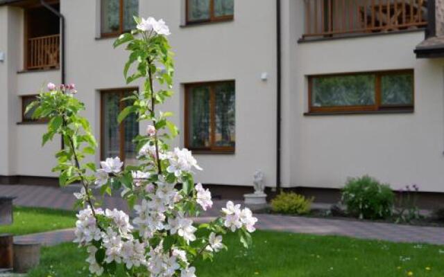 Žemyna Apartmentai