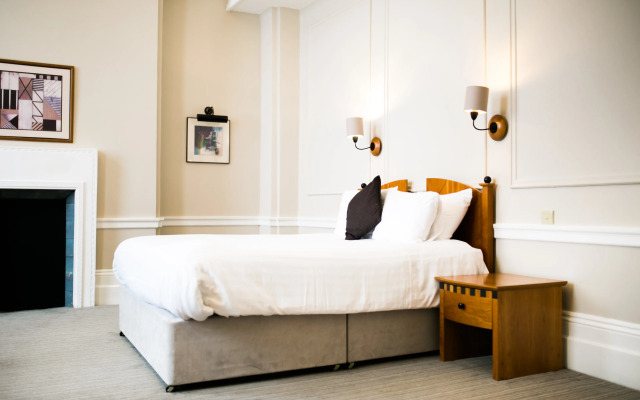 The Angel Hotel