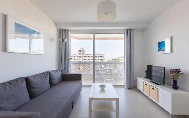 Tenerife South Shore Apartament, Coastal Lifestyle