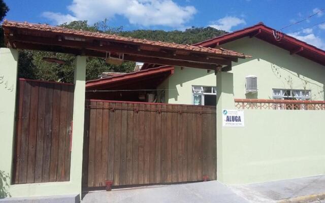 Excelente casa para temporada - Cód 08