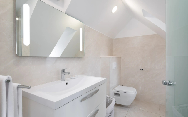 Le Premier Luxury Rooms