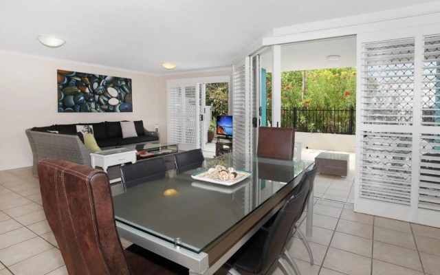 Unit 3 'On the Park', Coolum Beach