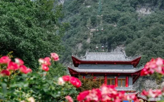 Qiongtai Hotel