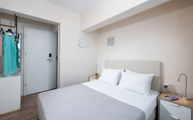 Enattica Syntagma Living