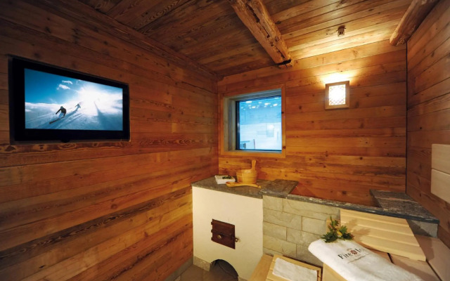 Hotel Fire & Ice