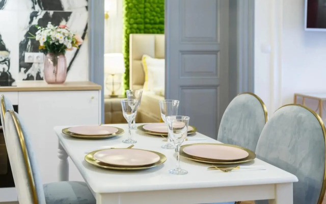 Palace Apartment by Main Station - Premier