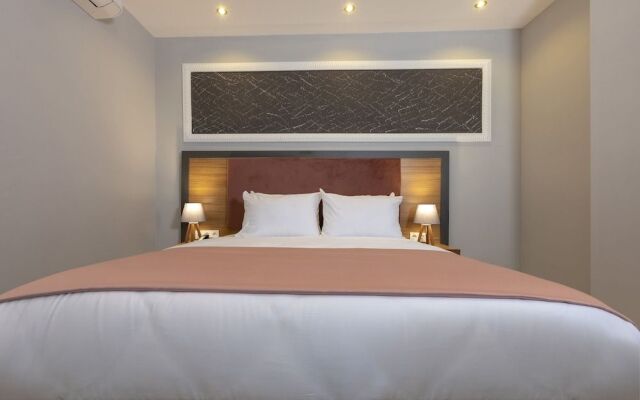 Toprak Hotel