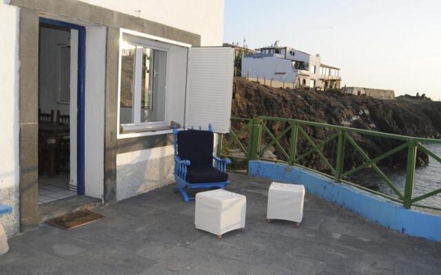 La Caleta Surfhouse