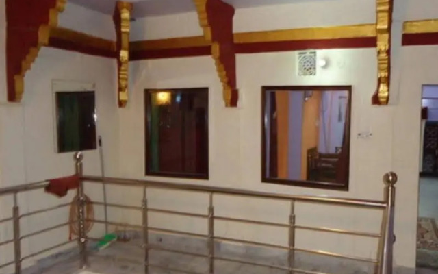 Kanha Paying Guest House