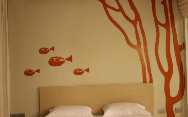 R-Con Blue Ocean Hotel