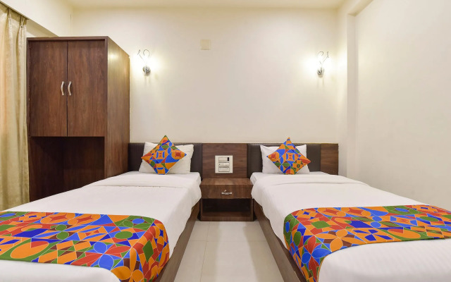 Fabhotel A1 Plaza