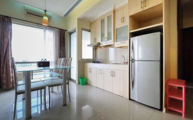 2 Bedrooms Sudirman Park By Travelio