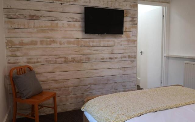 Coastal Escape Sandgate