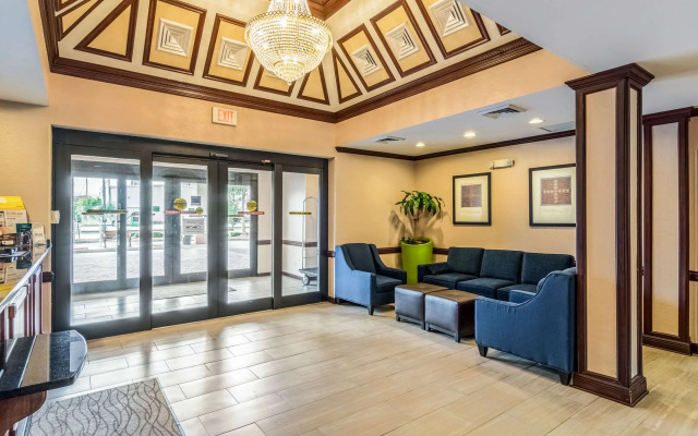 Comfort Inn & Suites Panama City North