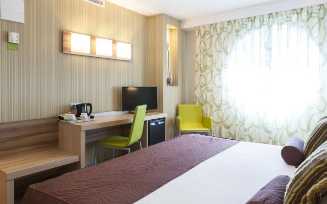 Riviera Beachotel - Recommended for Adults