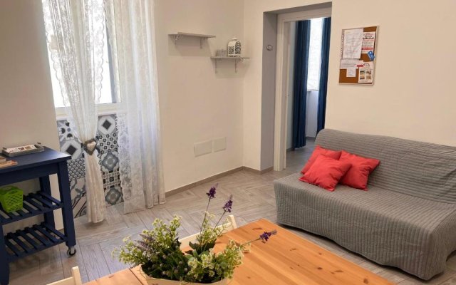 Vico Longo 25 Ensuit Flat In The Heart Of Naples