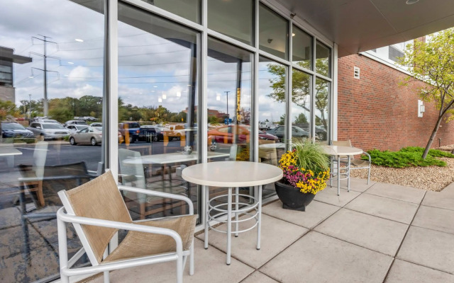 Cambria Hotel Minneapolis Maple Grove