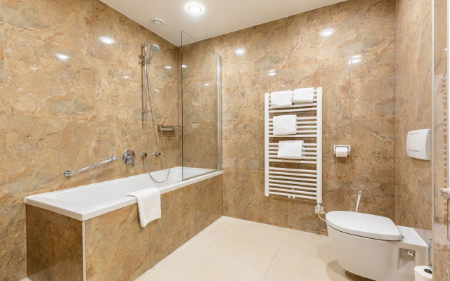 HiLight Suites Hotel