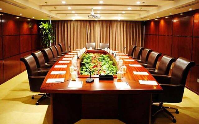 Phoenix Business Hotel