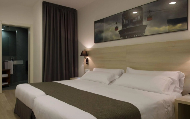 THE 8 Boutique B&B