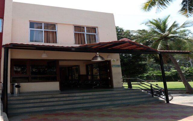 OYO 13522 Hotel Mysore Mayflower