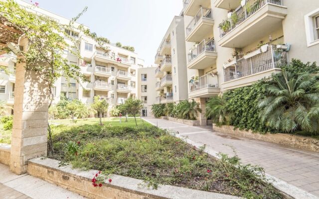 Relaxing Apartment Near The Beach