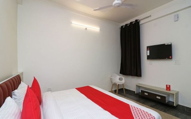 OYO Flagship 15432 Hotel The Nest GMS Rd
