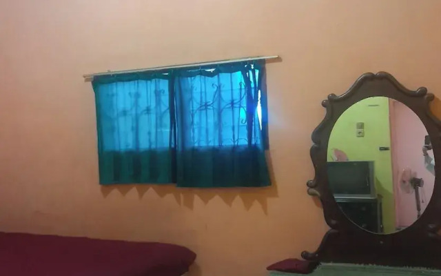 SPOT ON 93852 Fermansio Homestay 2