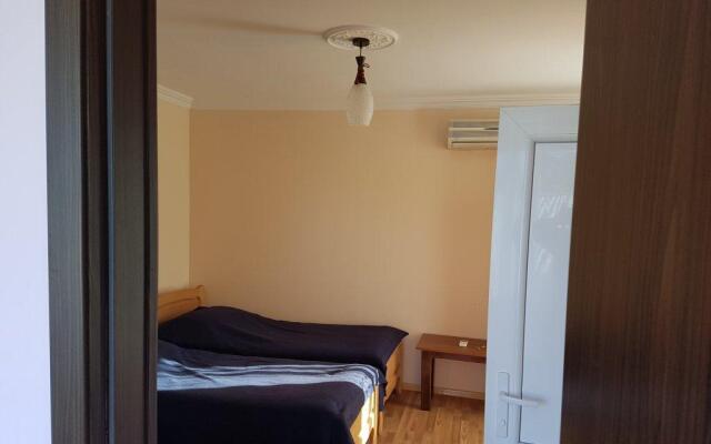 Gio Guest House
