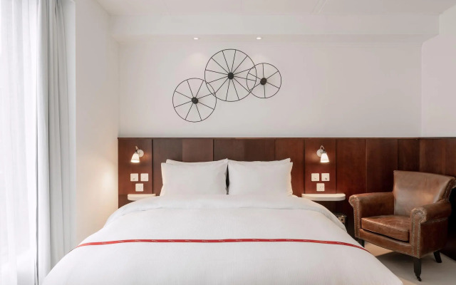 Ruby Zoe Hotel London
