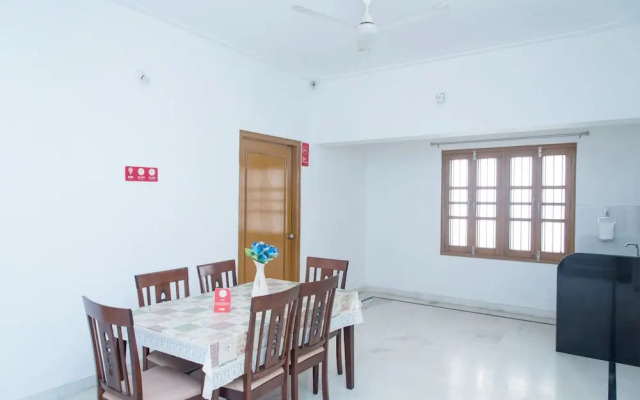 OYO Home 11064 Spacious 3BHK