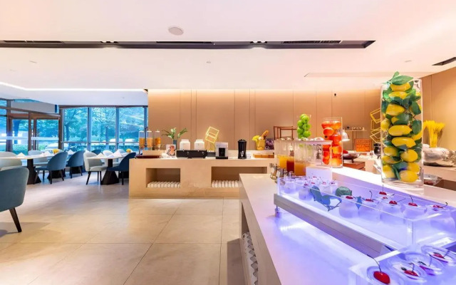 Yitel Collection Beijing Zhongguancun Software Park