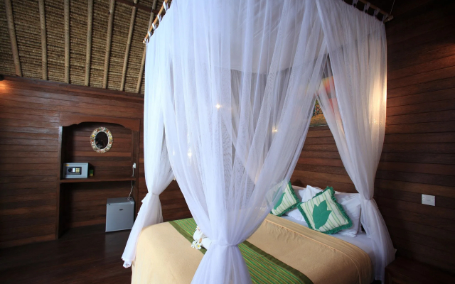 Sunset Coin Lembongan Cottage and Spa