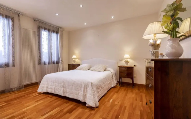 Al Campanile View & Terrace