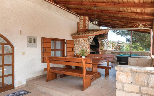 Stunning Home in Vodnjan With Wifi and 3 Bedrooms